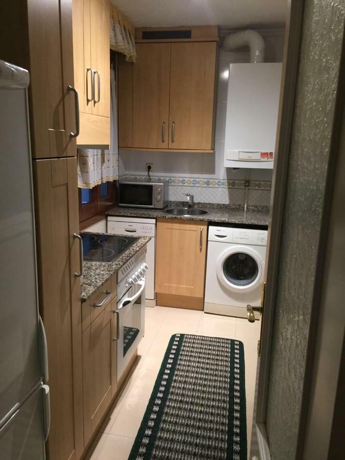 Living Gijon & Parking Appartement Buitenkant foto